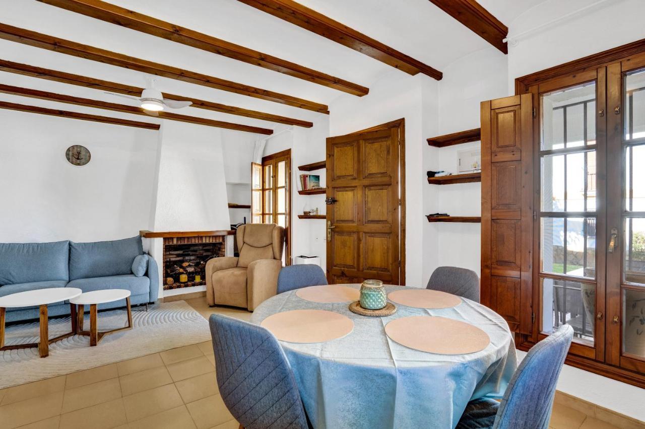 Ruhiges Eckreihenhaus Mit Pool In La Sella Zarzas One Denia Villa Pedreguer Exterior foto